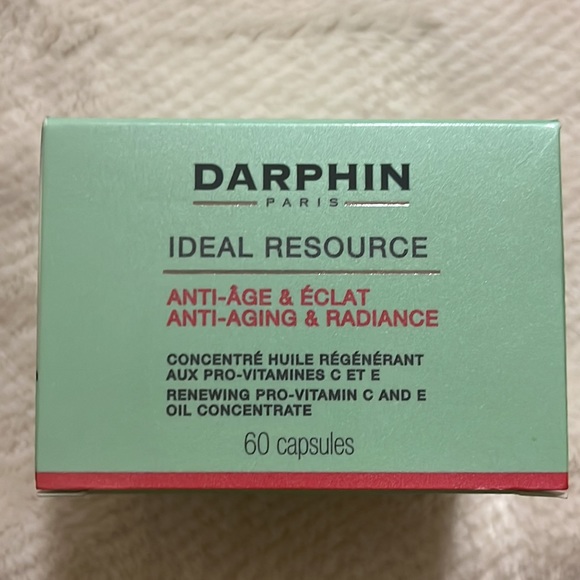 *NEW* Darphine - Anti-Âging & Radiance / Anti-Âge & Éclat - Picture 5 of 6